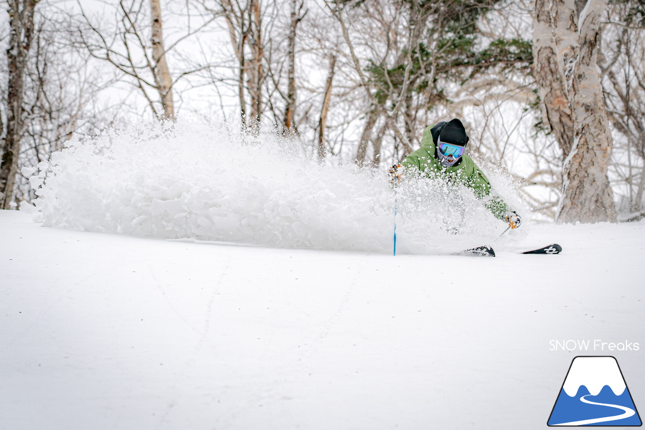 サッポロテイネ｜今シーズンは春セッション！プロスキーヤー・谷藤昌司さんと滑る１日。まさかのパウダー？！